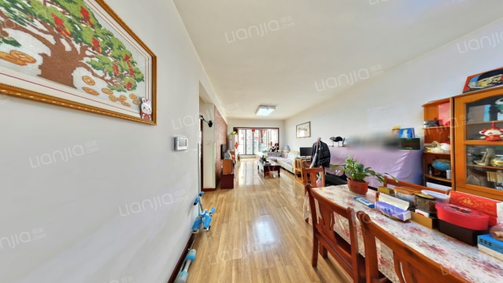 保利公园198玫瑰郡二手房实景图