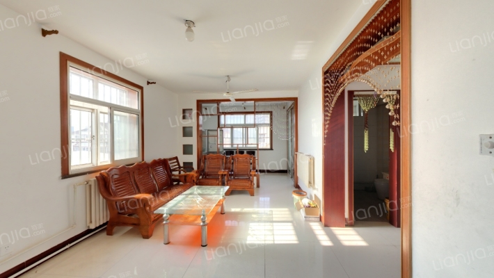 恒发小区二手房实景图