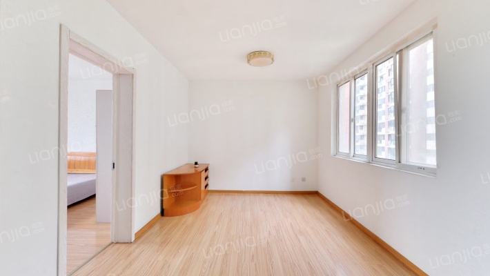 新荣家园二手房实景图