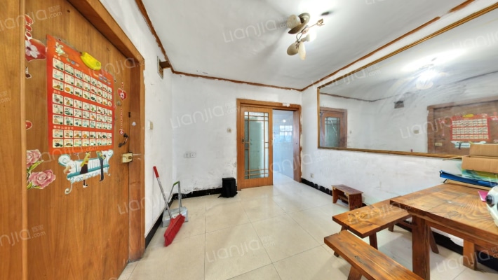 华美风景园北区二手房实景图