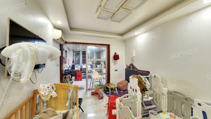 上陡门七组团二手房实景图