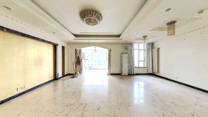 银座国际公寓二手房实景图