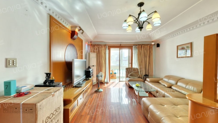 湖畔花园风荷苑二手房实景图