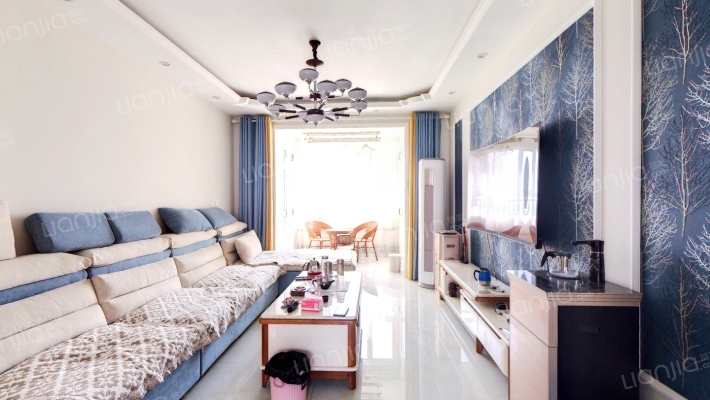 牛津花园 南北三居 精装修 可贷款-客厅