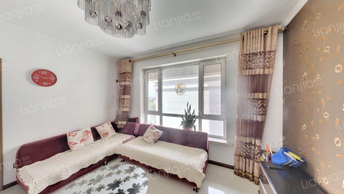 隆德华府二手房实景图