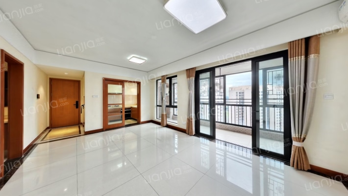 仁恒峦山美地二手房实景图