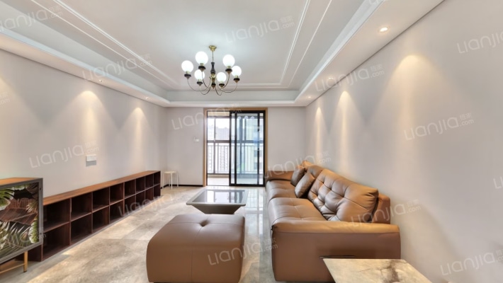 星河2049二手房实景图