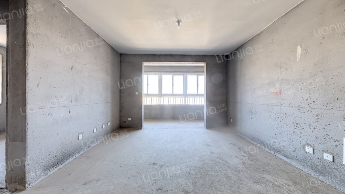 秀水华庭二期二手房实景图