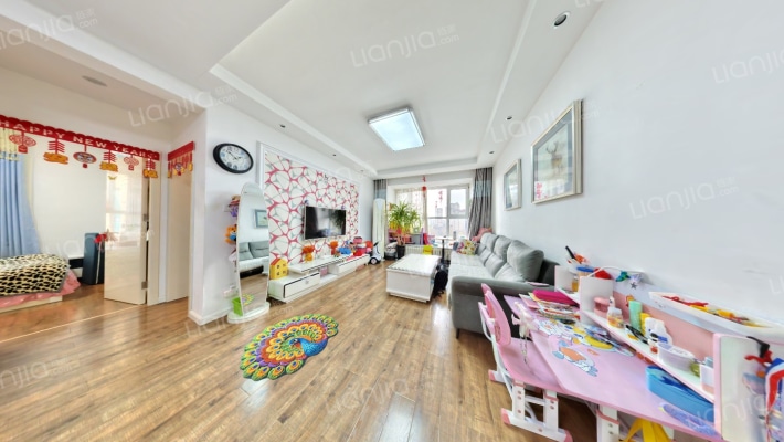 磊鑫伊顿阳光二手房实景图