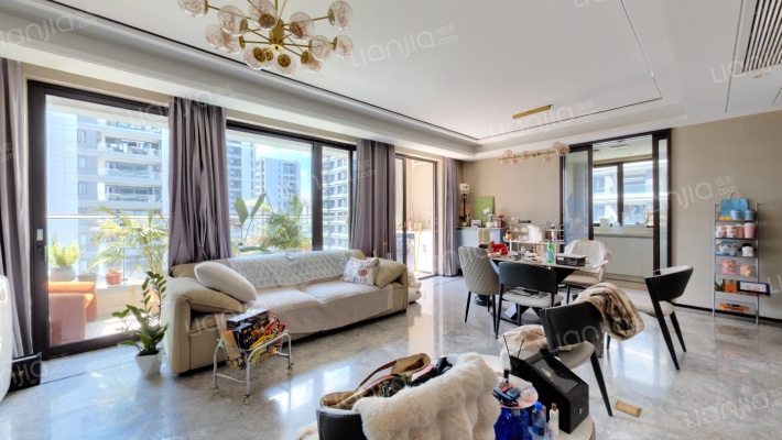 世茂国贸天誉湾二手房实景图