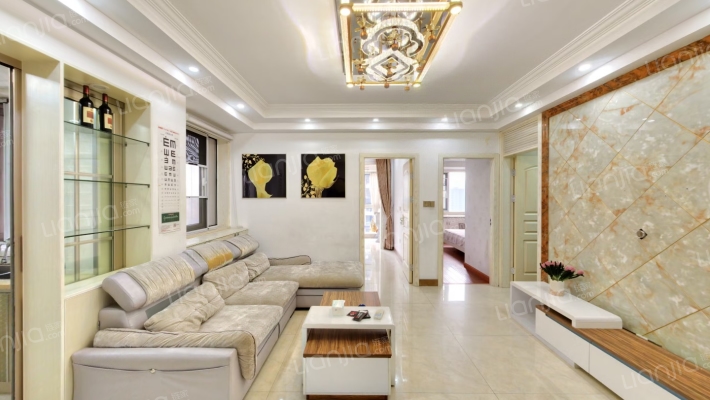 铂金名筑二手房实景图