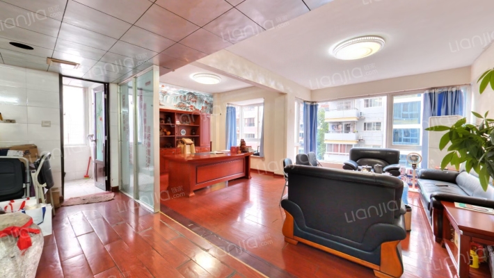 紫光阁二手房实景图