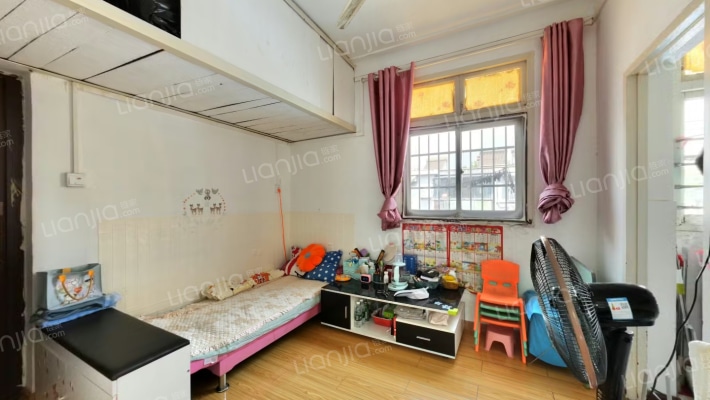 武东街航舵社区二手房实景图