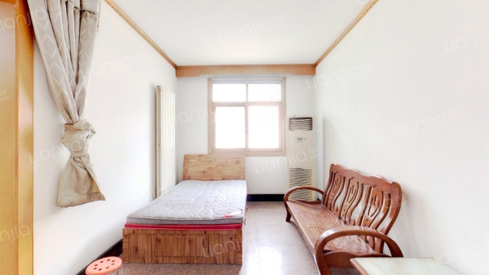 法院东街143号二手房实景图