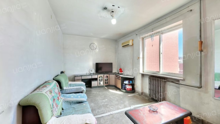 农行家属宿舍二手房实景图