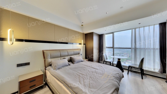 绿地外滩公馆二手房实景图