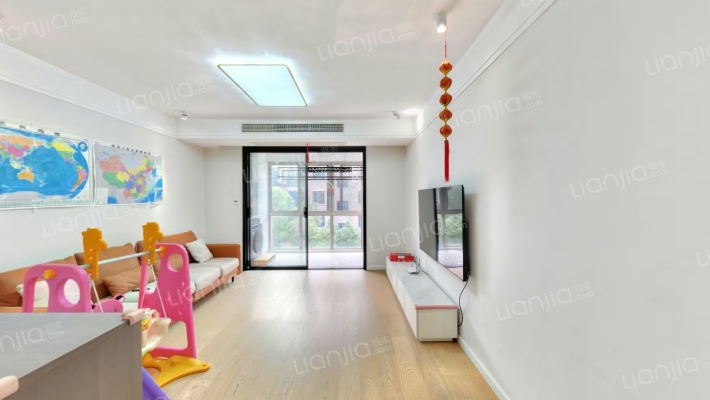 美生滨江花月二手房实景图