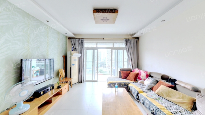 鲁能巴蜀中学教师楼二手房实景图