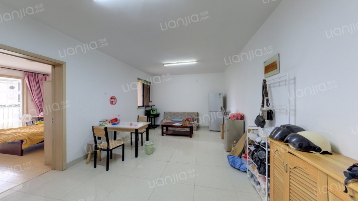 梁南苑B区二手房实景图