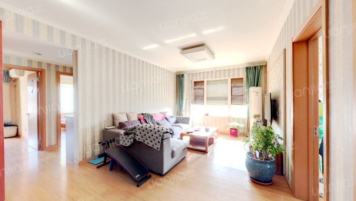 万科信成道三期二手房实景图