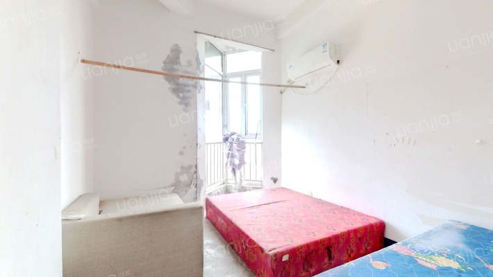 绿地蓝海庭二手房实景图