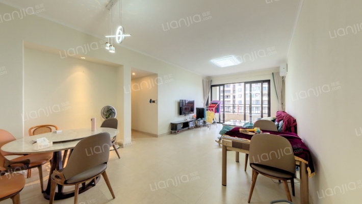 天汇半岛维景湾二手房实景图