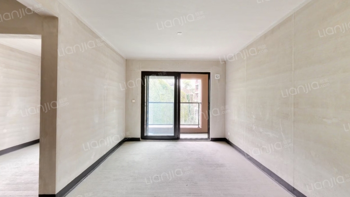 金地格林春岸三期二手房实景图