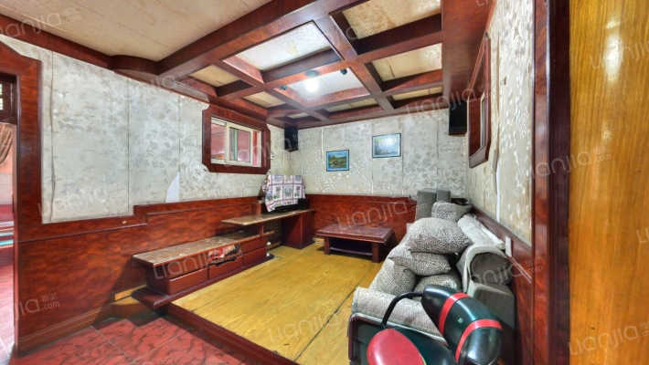 商行家属院二手房实景图