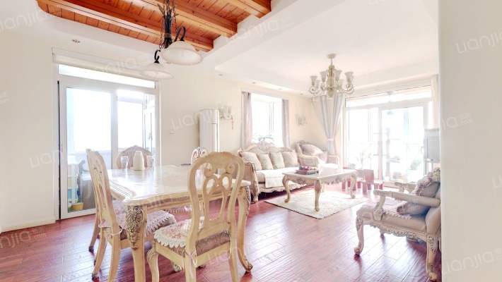 亚麦山城二期二手房实景图