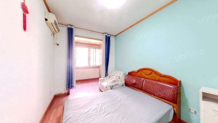 龙王庙南街19号二手房实景图