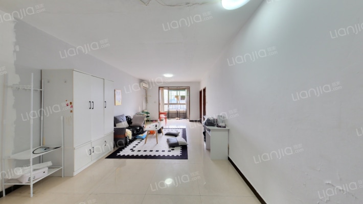 西荷花园二手房实景图