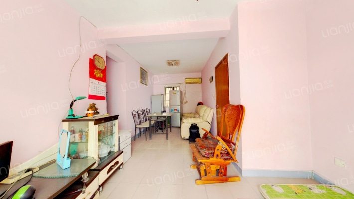 溢盈湖畔别墅二手房实景图