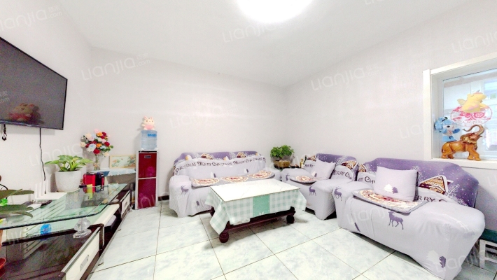 板材小区二手房实景图