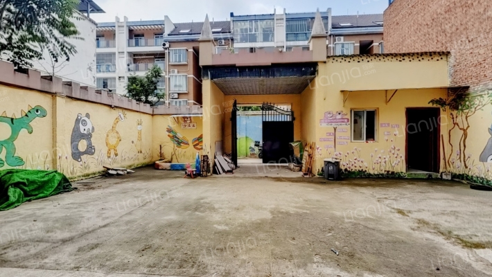 常青街南自建房二手房实景图