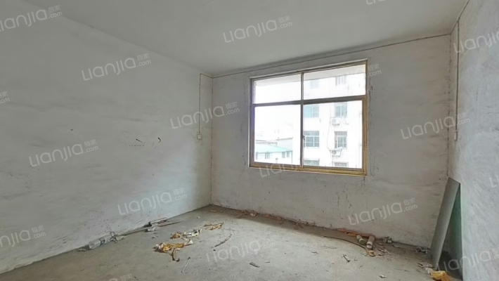 建新小区二手房实景图