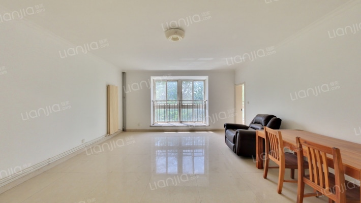 赛宝花园二手房实景图