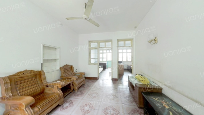 草珊瑚小区二手房实景图