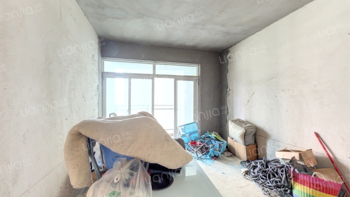 利尔月半湾二手房实景图