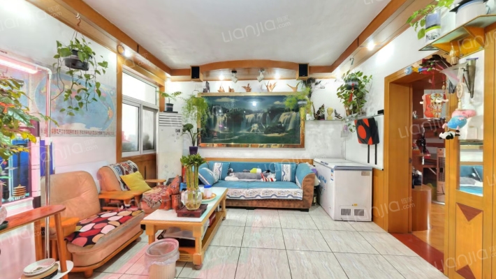 淮安市城市建设设计院宿舍区二手房实景图