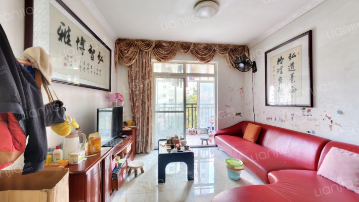 东方雅园二手房实景图