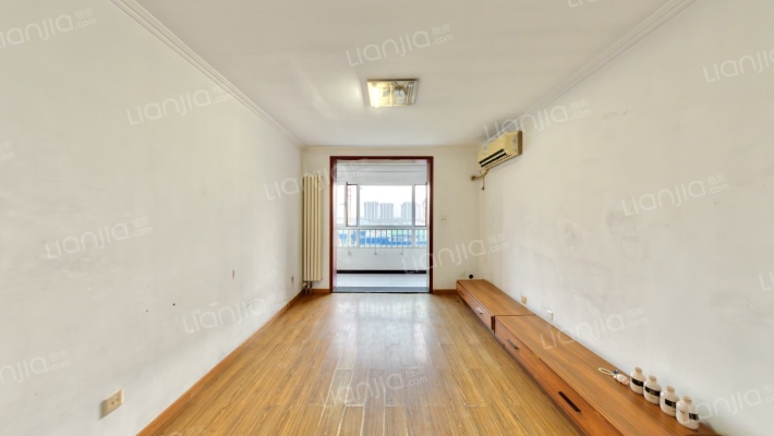 世纪佳苑二手房实景图