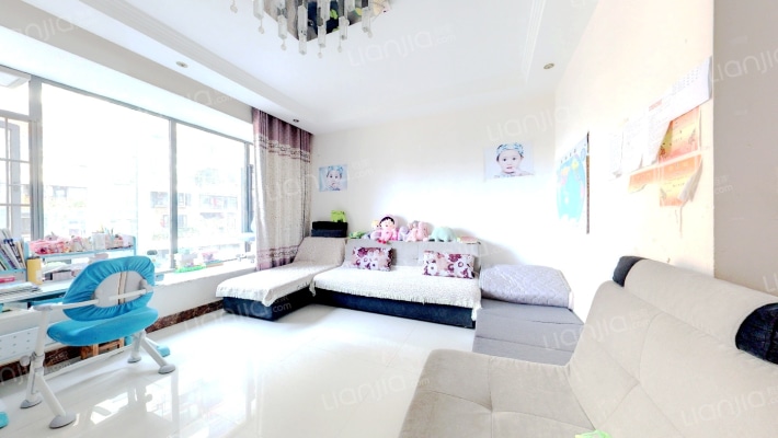 中天世纪新城四组团二手房实景图