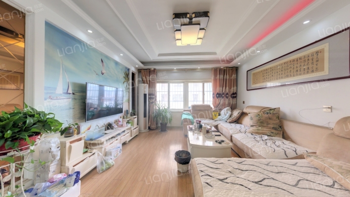 欢乐城二手房实景图