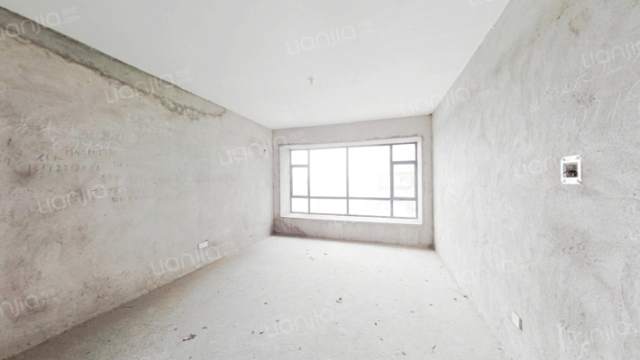 湾畔雅苑二手房实景图