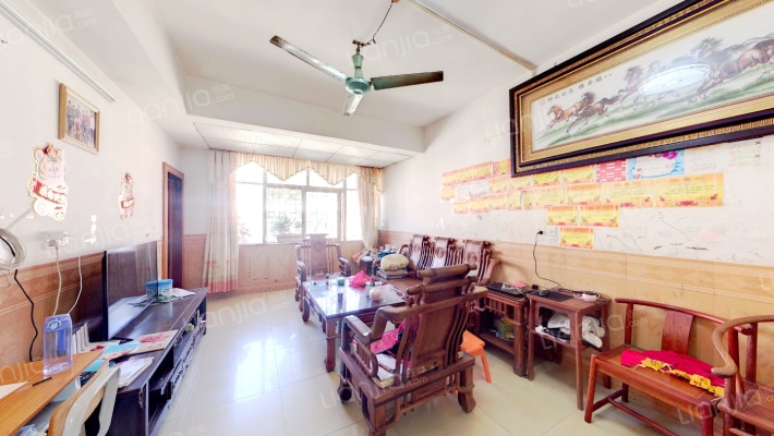 狮岭镇龙泉花园安全小区二手房实景图