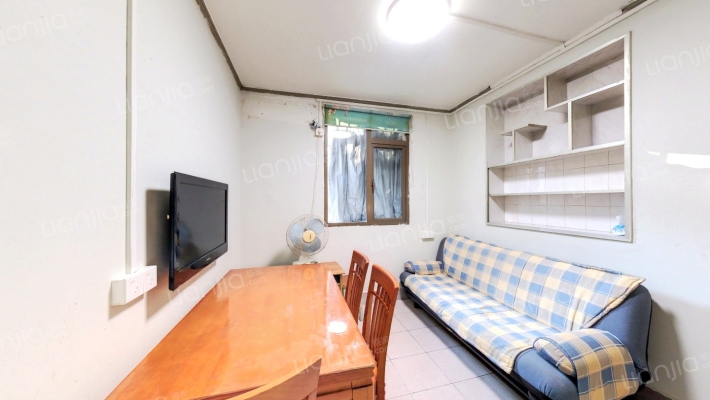 福飞路省经贸委宿舍二手房实景图