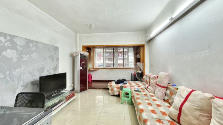 雅泰小区二手房实景图