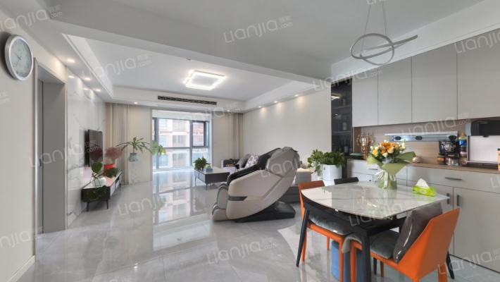 世纪馨港二手房实景图