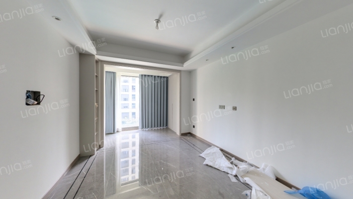 德信大发·麓湖湾二手房实景图