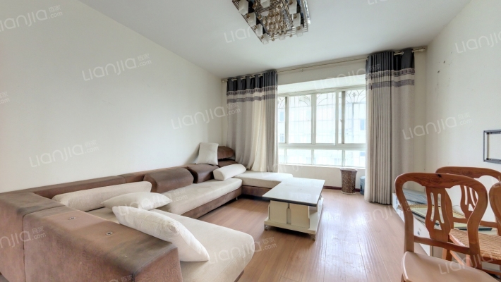 四季阳光二手房实景图